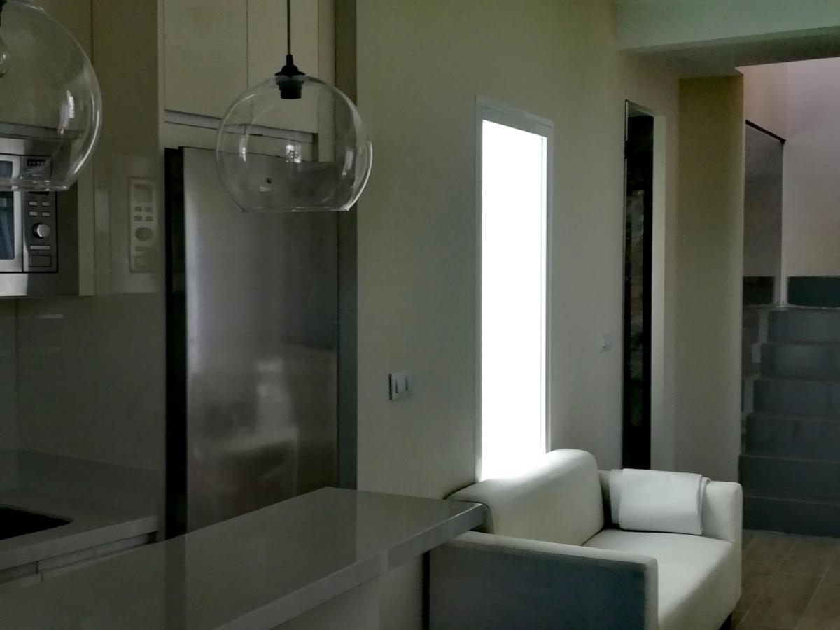 La Casa De Leon Xiii.Terraza Privada. Parejas Apartman Sevilla Kültér fotó